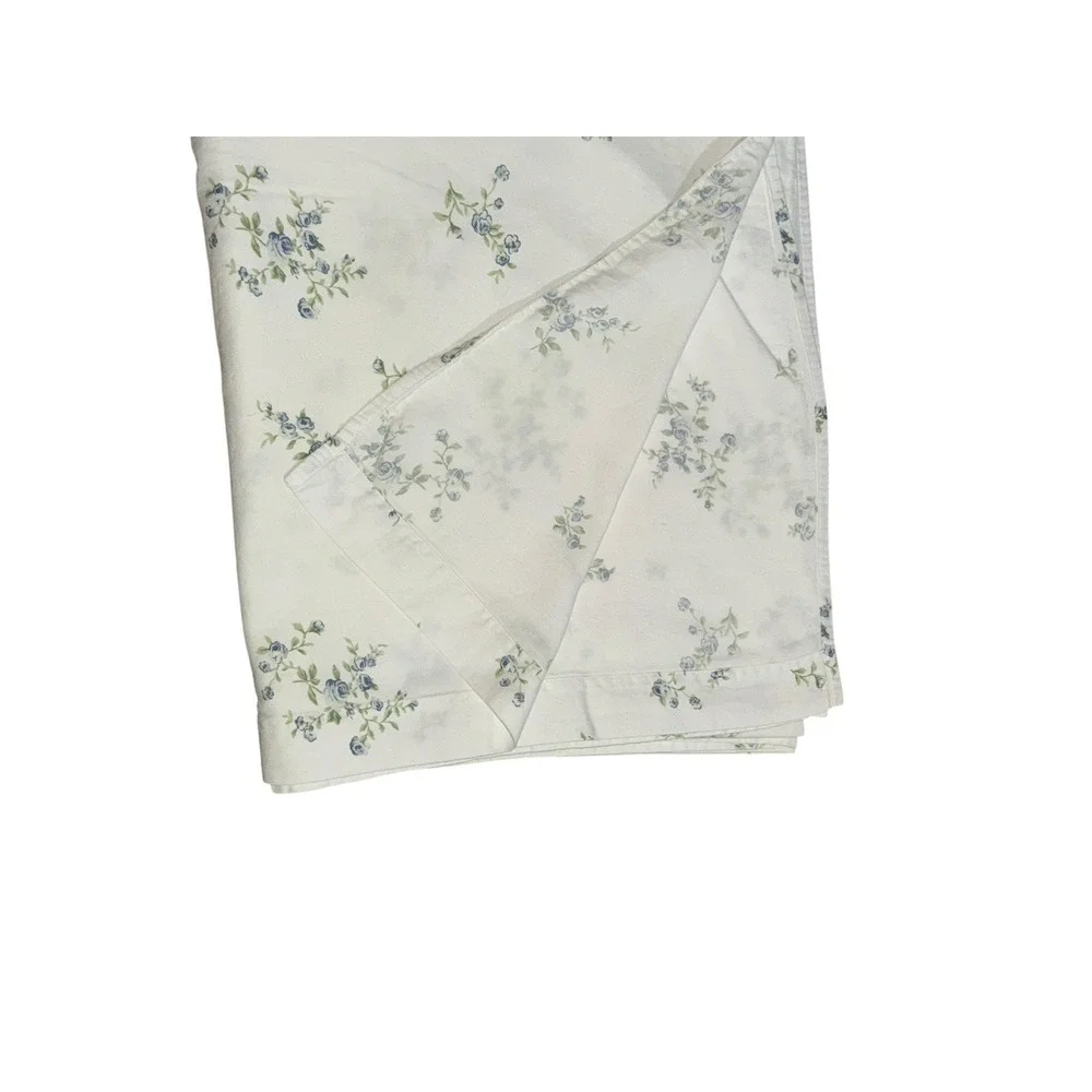 Vintage Rose Print Flat Sheet Twin Size Cotton Flannel Soft Floral White Blue